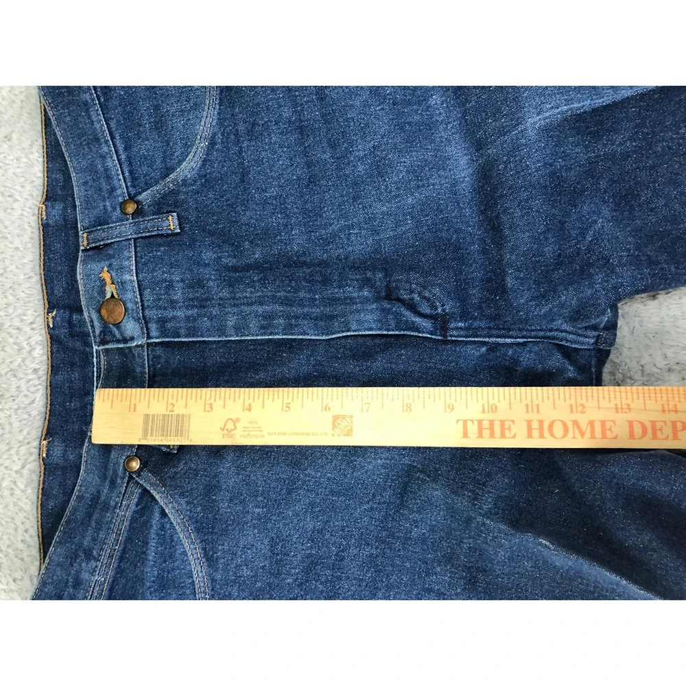 VTG Wrangler Jeans Men 31x36 (Tag 33x36) Blue Cowboy Cut Made in USA 13MWZ